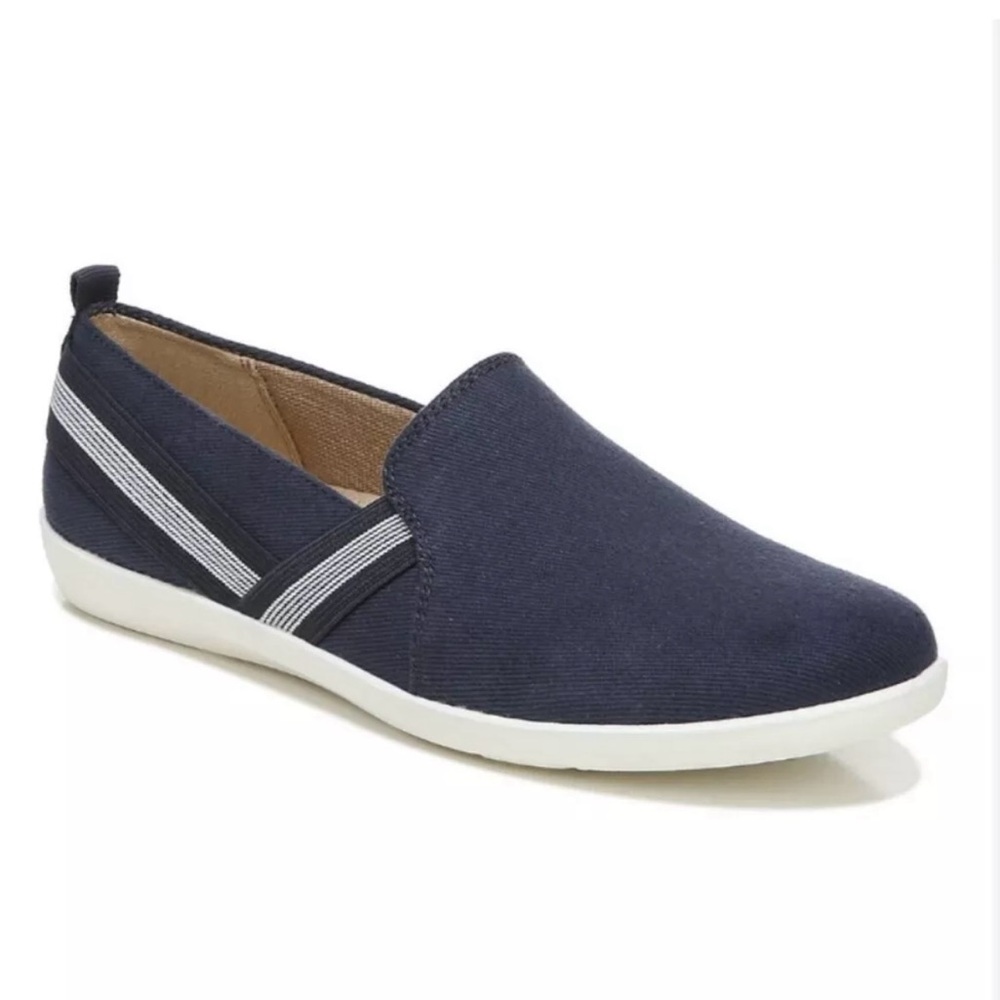 Life Stride Namaste LuxNavy, Flats Loafers Size 9M NEW